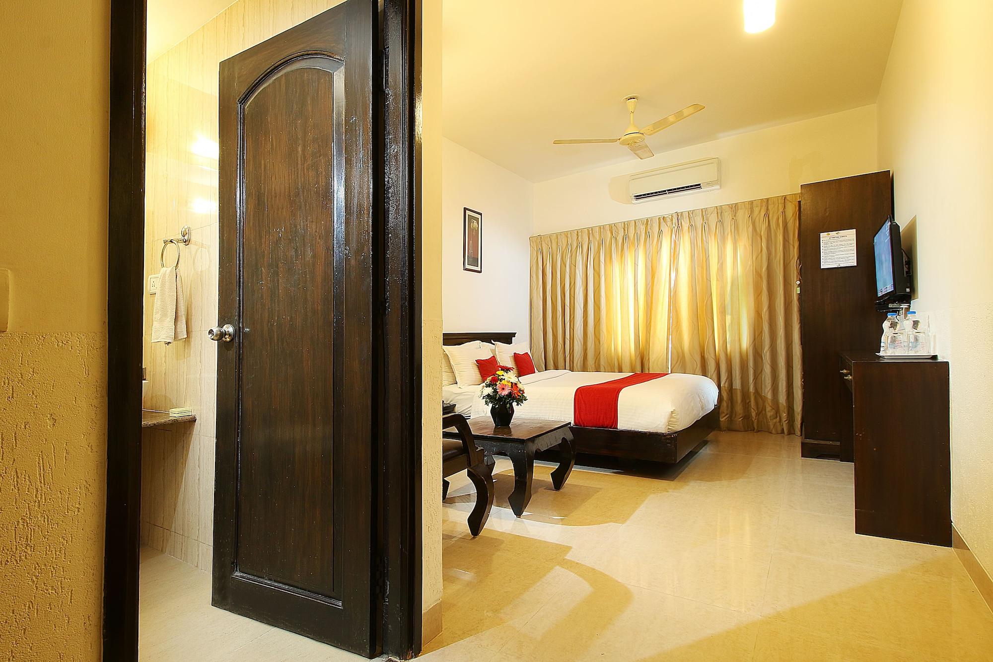 Calangute Grande Hotel Bagian luar foto